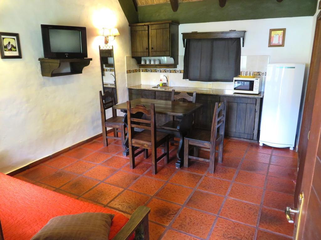 Hotel Casa De Piedra Termas del Daymán Camera foto