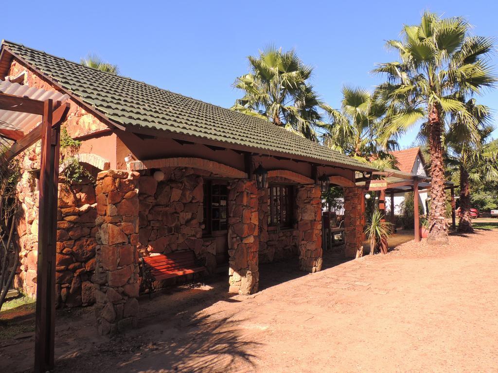 Hotel Casa De Piedra Termas del Daymán Esterno foto